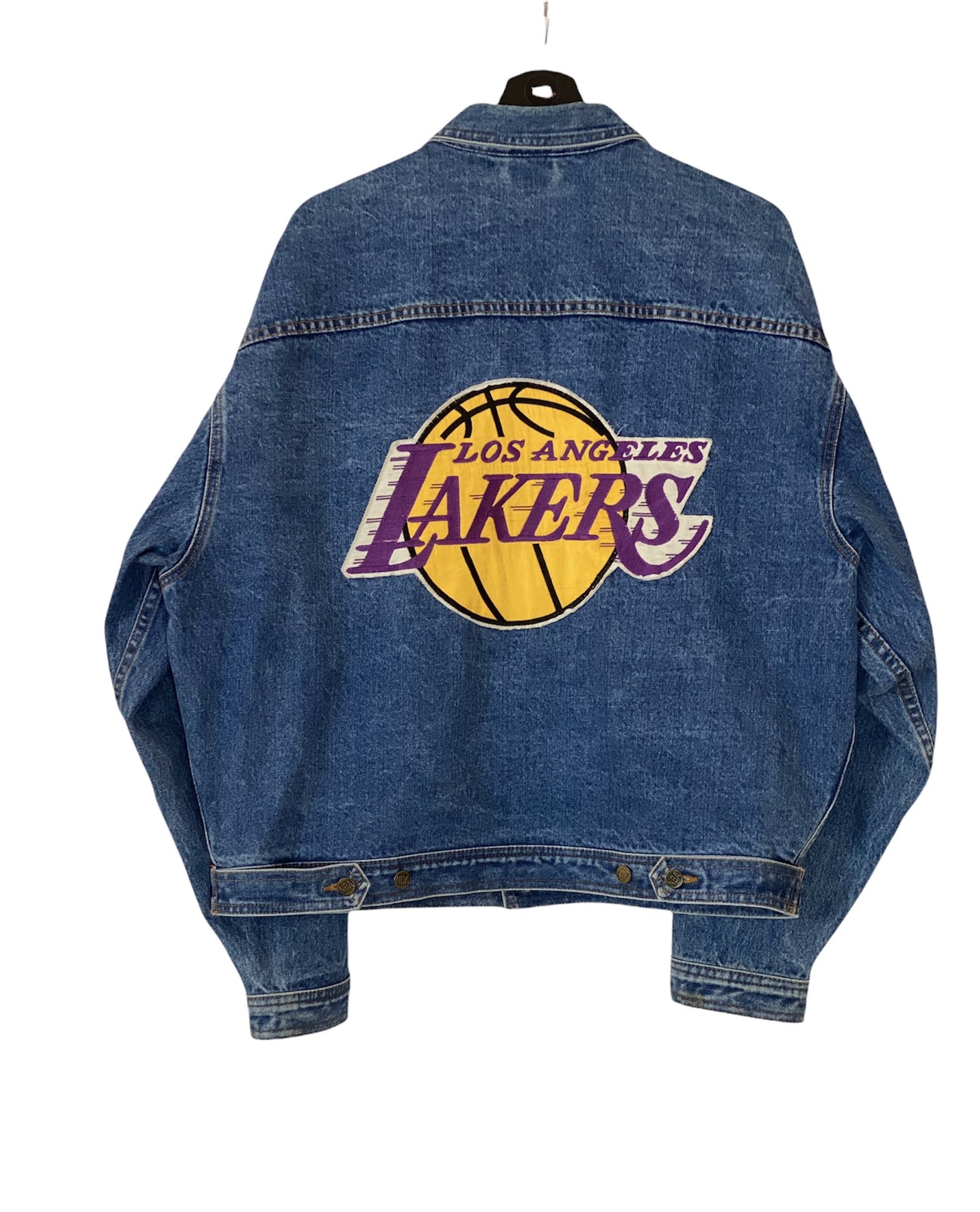 In the Paint Los Angeles Lakers Big Logo embroidered jeans jacket Blue Size Large freeshipping - Unique Pieces Vintage